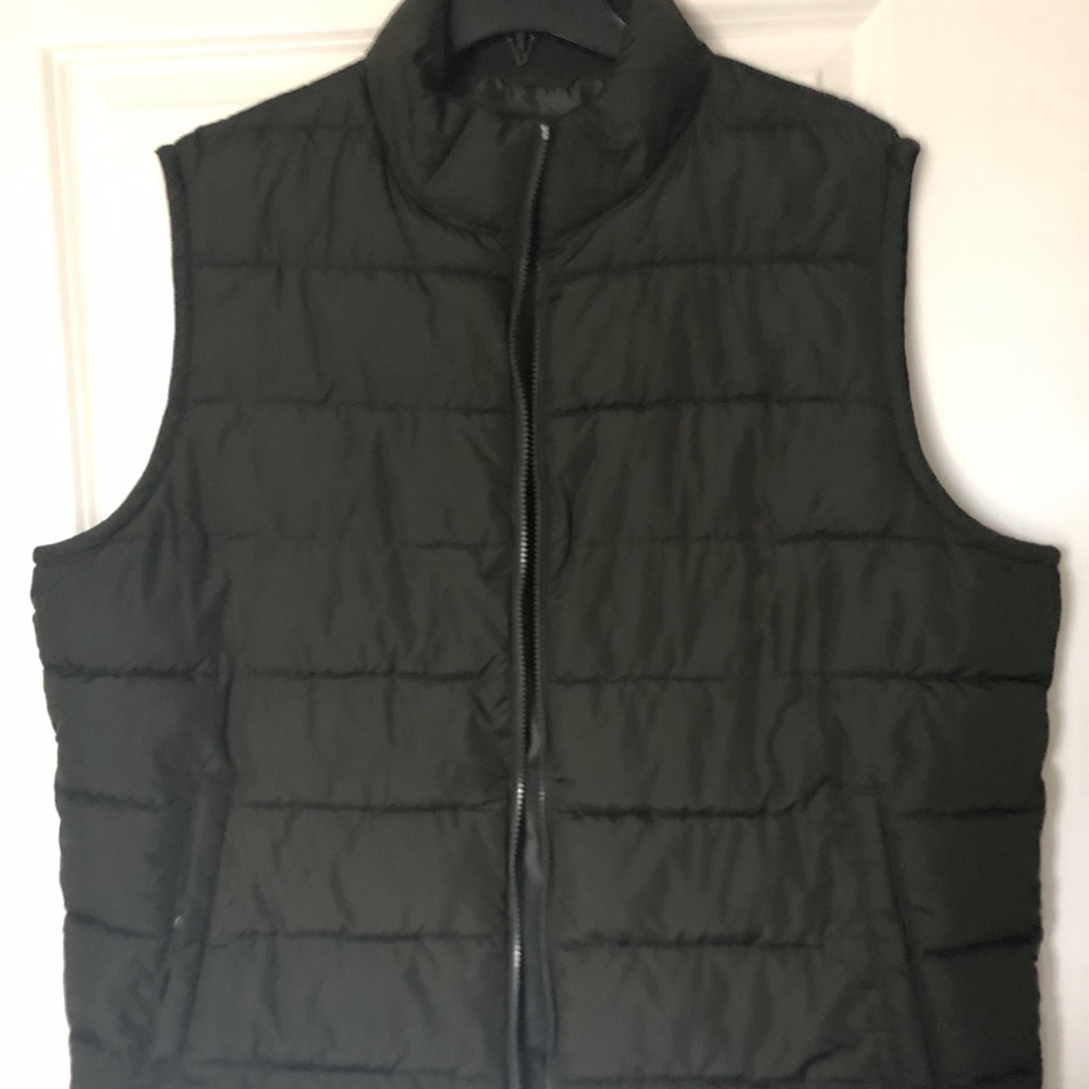 Men’s Gap Vest
